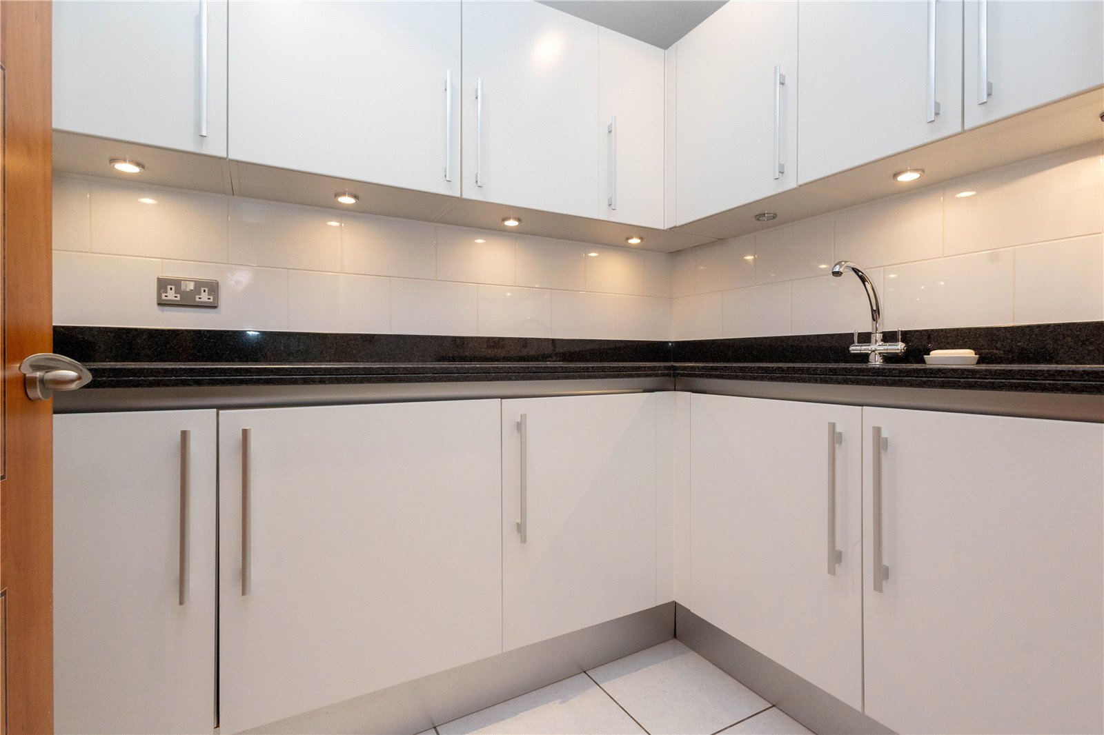 3 bed apartment for sale in Westminster Road, Branksome Chine, BH13  - Property Image 22