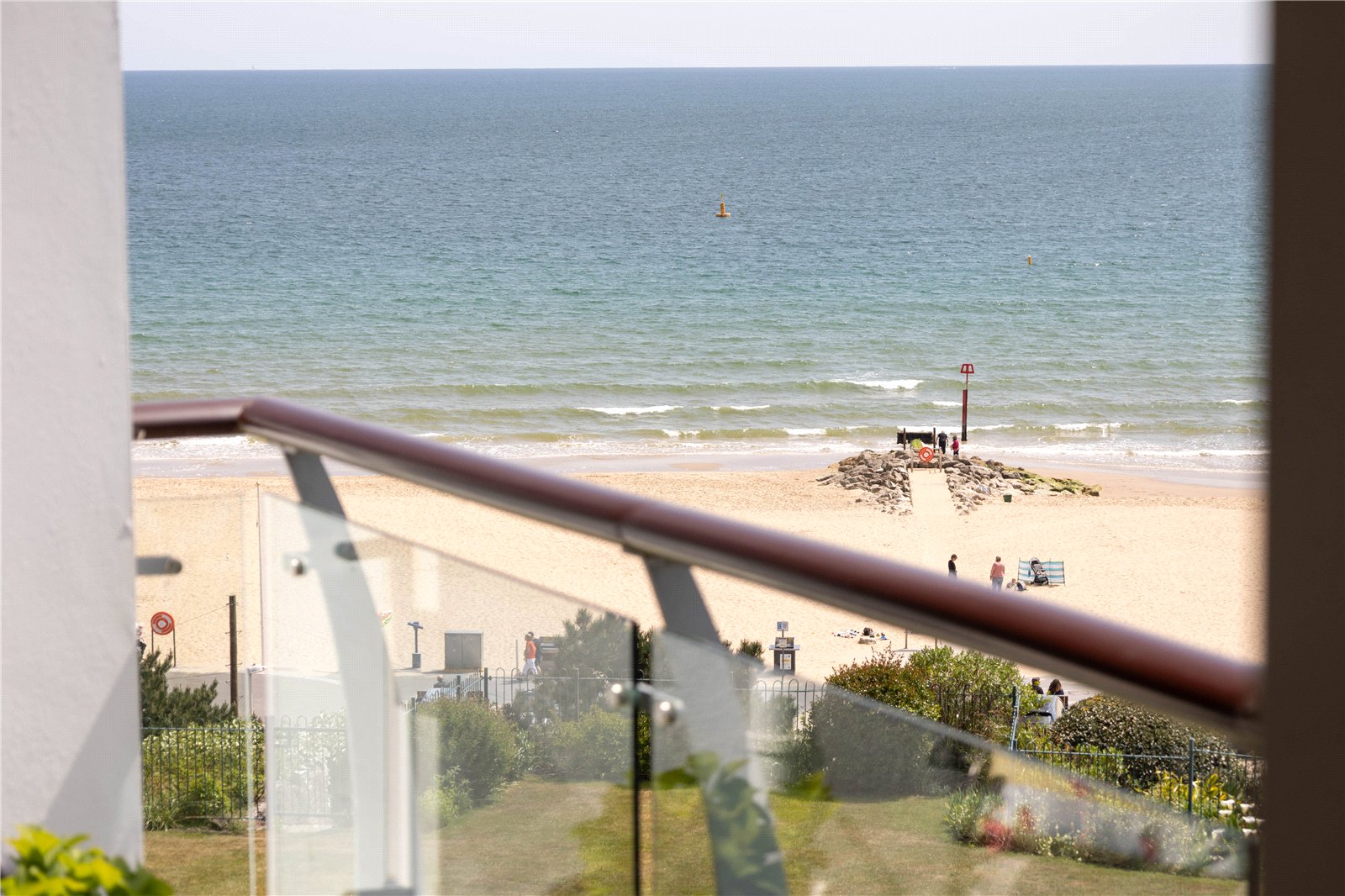 3 bed apartment for sale in Westminster Road, Branksome Chine, BH13  - Property Image 9