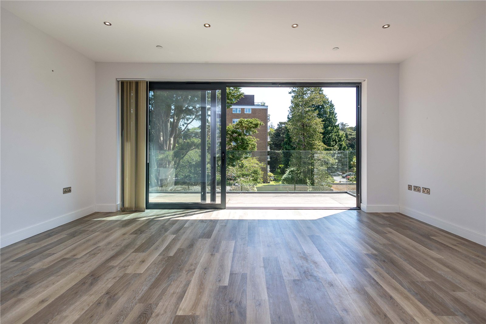 2 bed penthouse for sale in The Avenue, Branksome Park, BH13 2