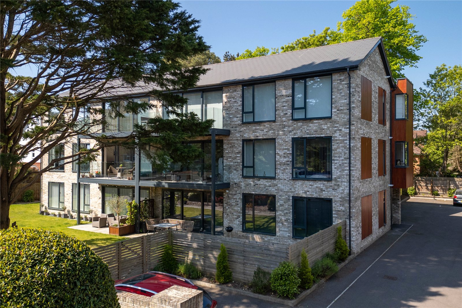 2 bed penthouse for sale in The Avenue, Branksome Park, BH13 19
