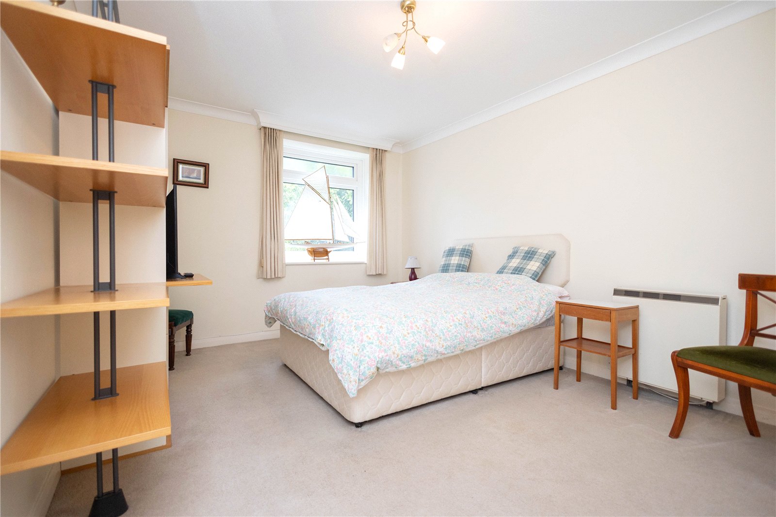 2 bed ground floor flat for sale in Hurst Hill, Lilliput, BH14  - Property Image 11