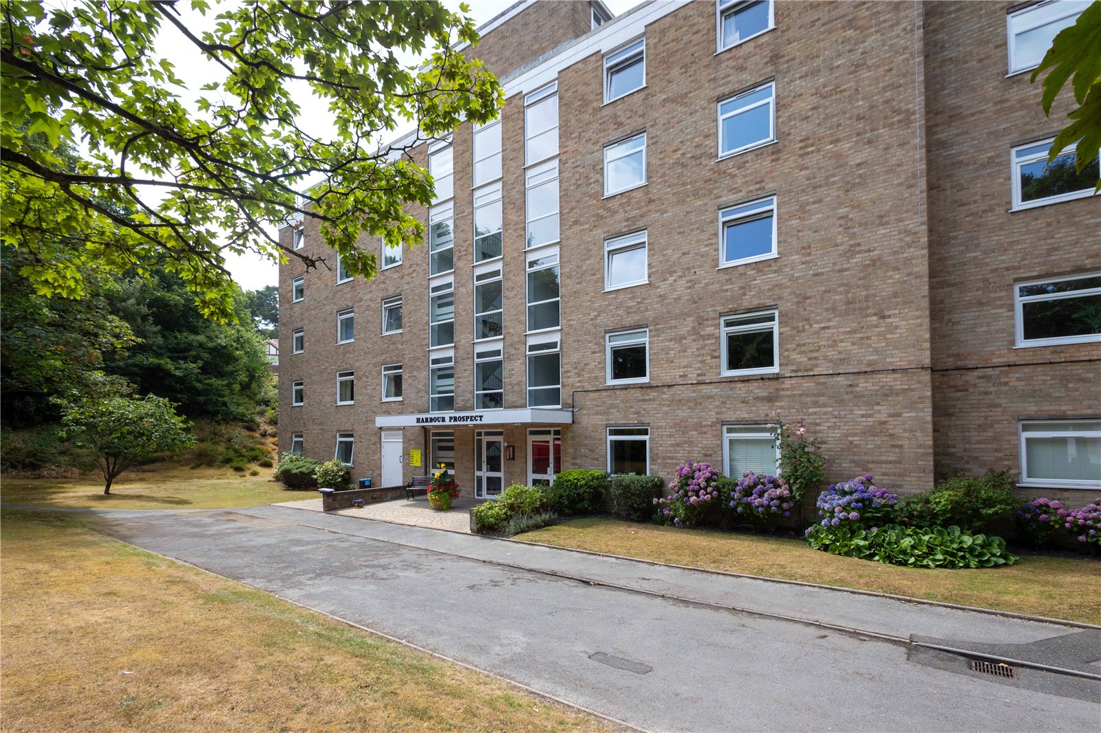 2 bed ground floor flat for sale in Hurst Hill, Lilliput, BH14 23