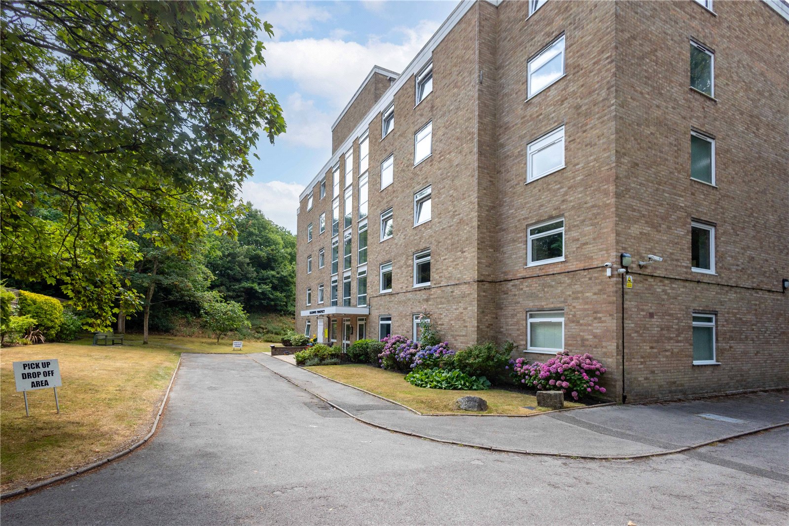 2 bed ground floor flat for sale in Hurst Hill, Lilliput, BH14 15