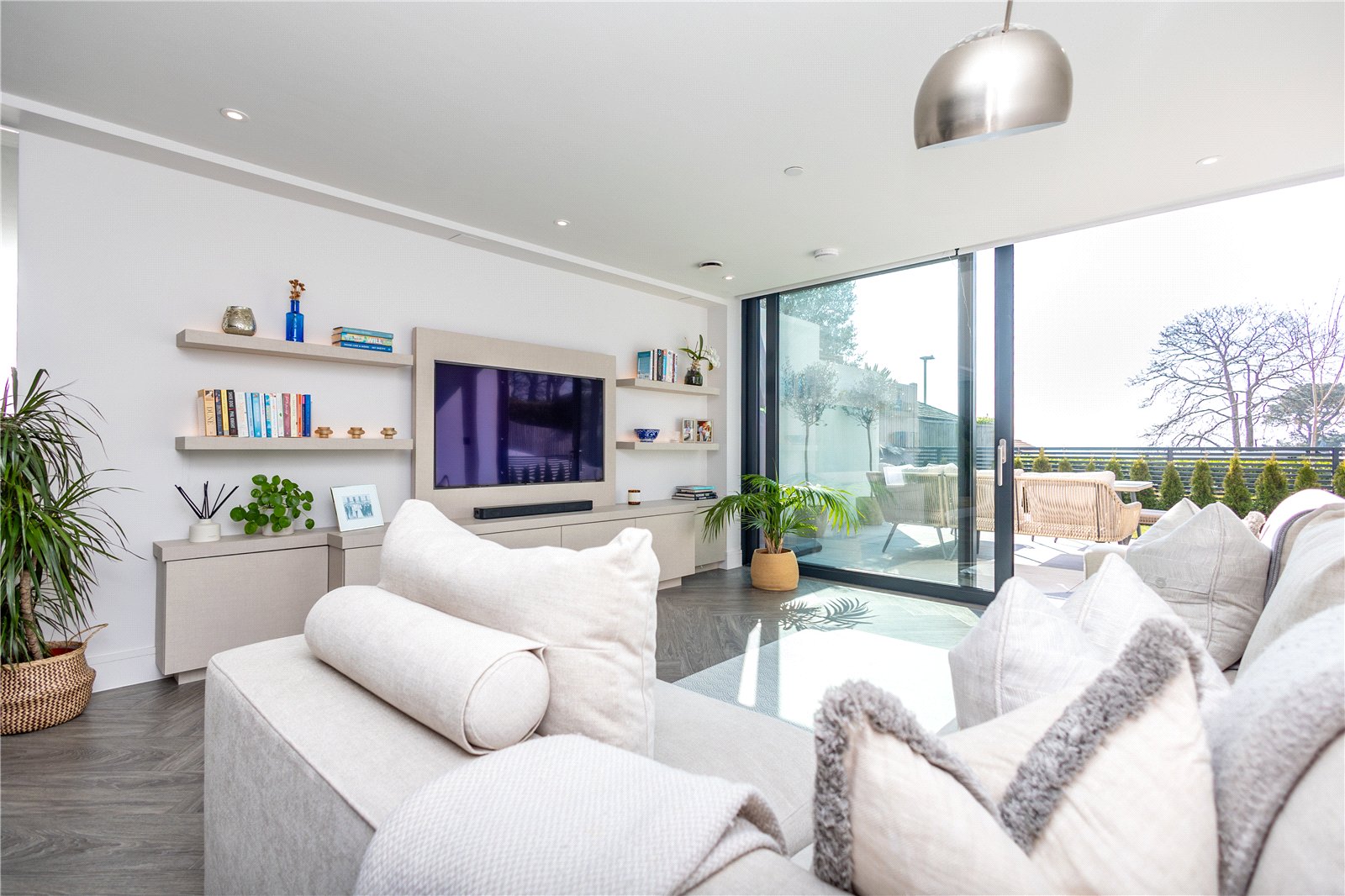 2 bed ground floor flat for sale in Chaddesley Glen, Poole, BH13 5