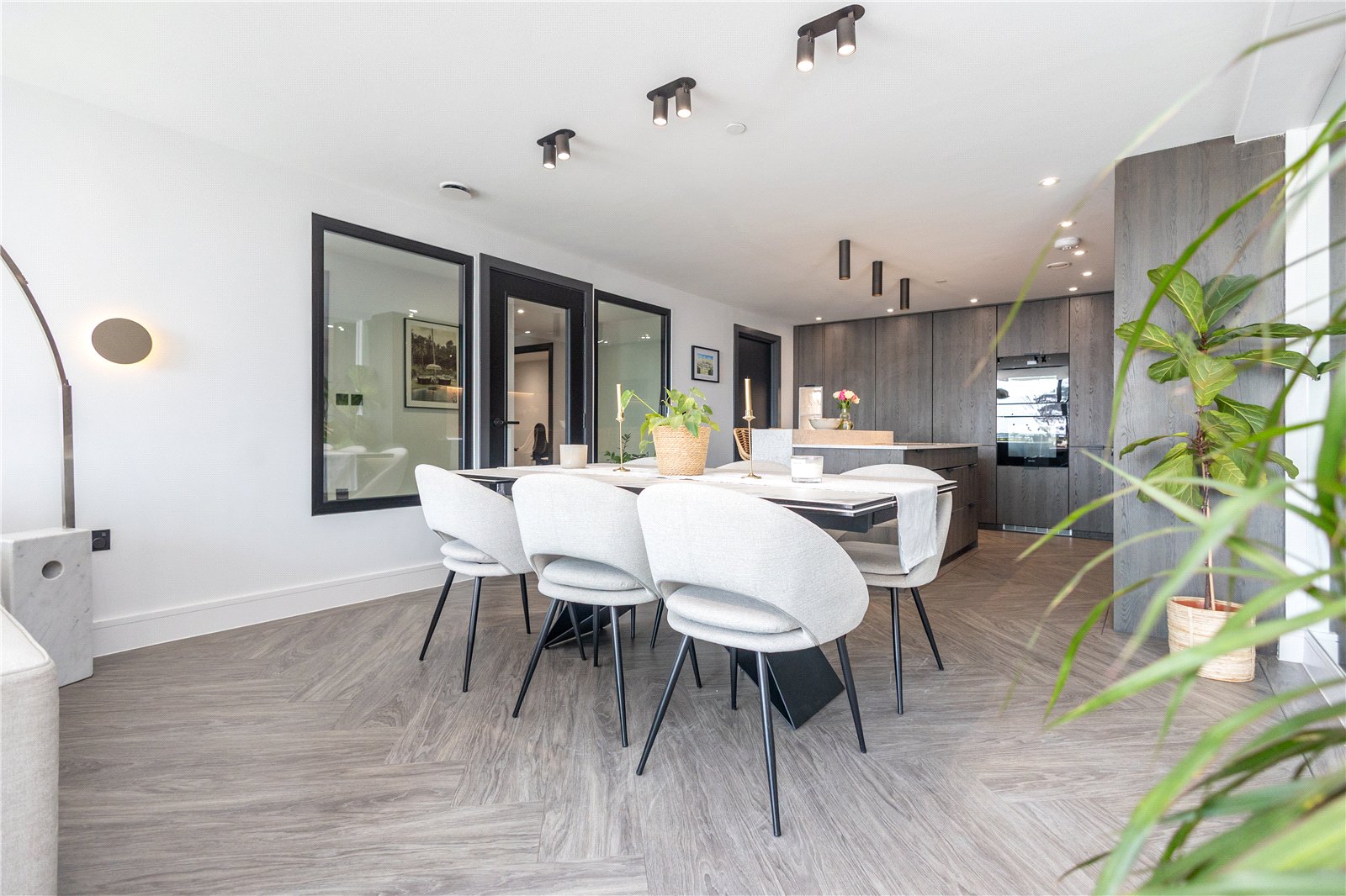 2 bed ground floor flat for sale in Chaddesley Glen, Poole, BH13 8