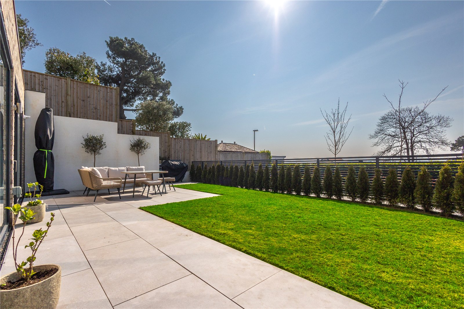 2 bed ground floor flat for sale in Chaddesley Glen, Poole, BH13  - Property Image 1