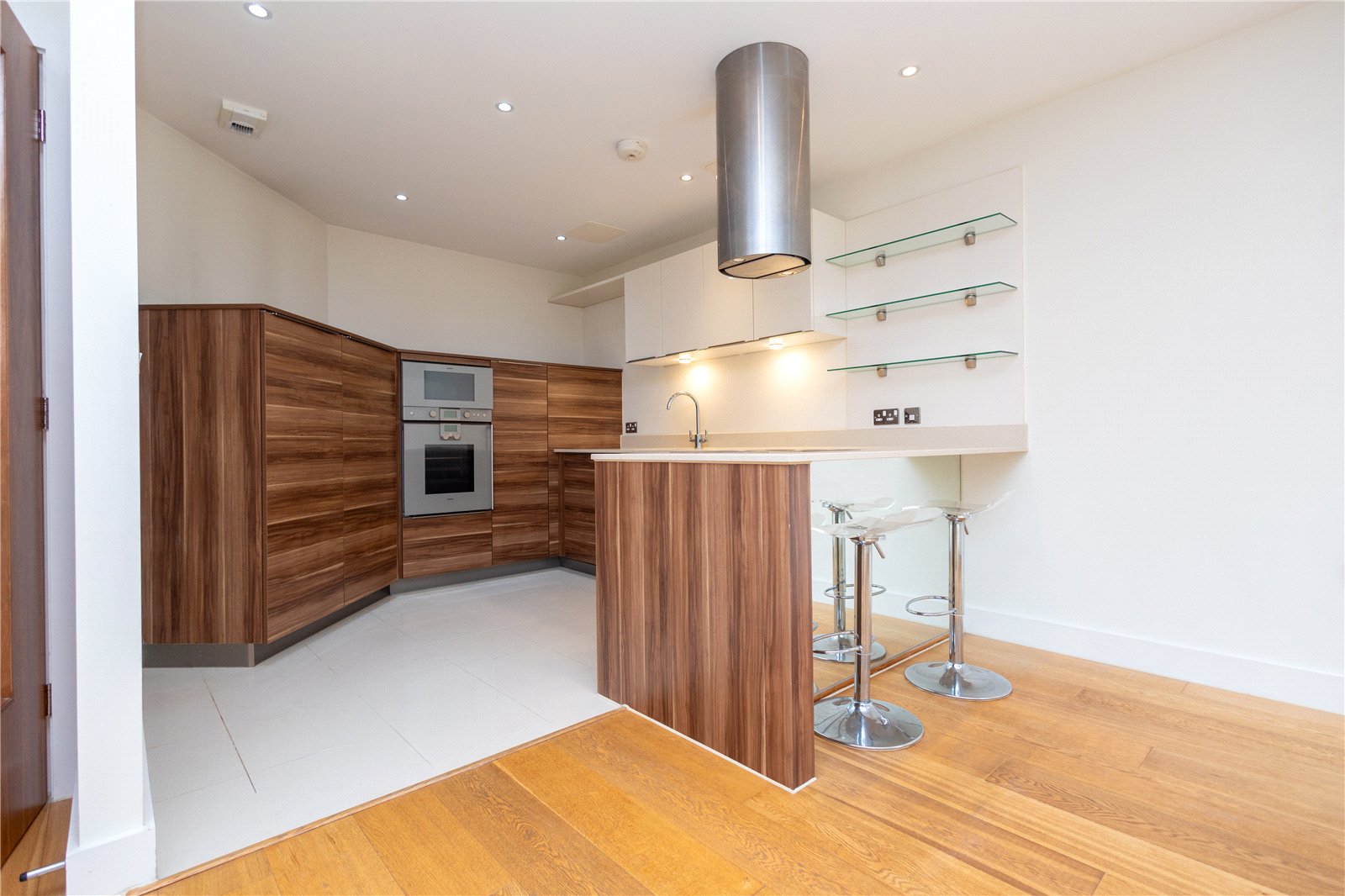 3 bed apartment for sale in Bingham Avenue, Poole, BH14  - Property Image 14