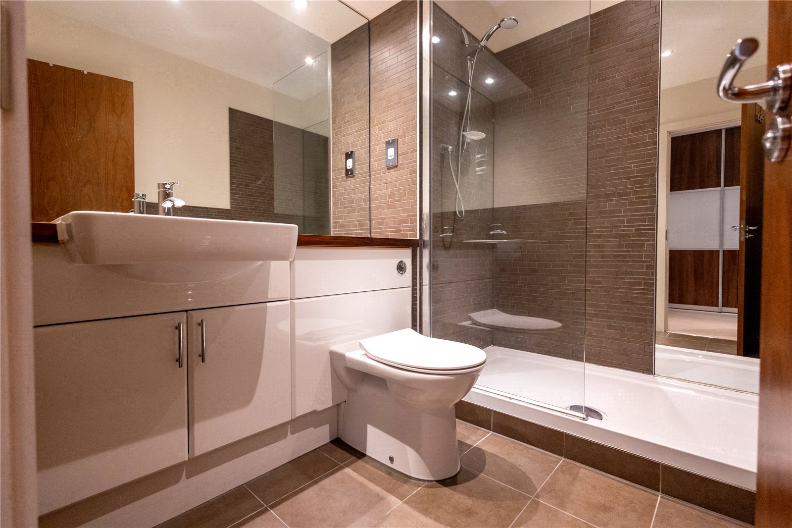 3 bed apartment for sale in Bingham Avenue, Poole, BH14  - Property Image 18