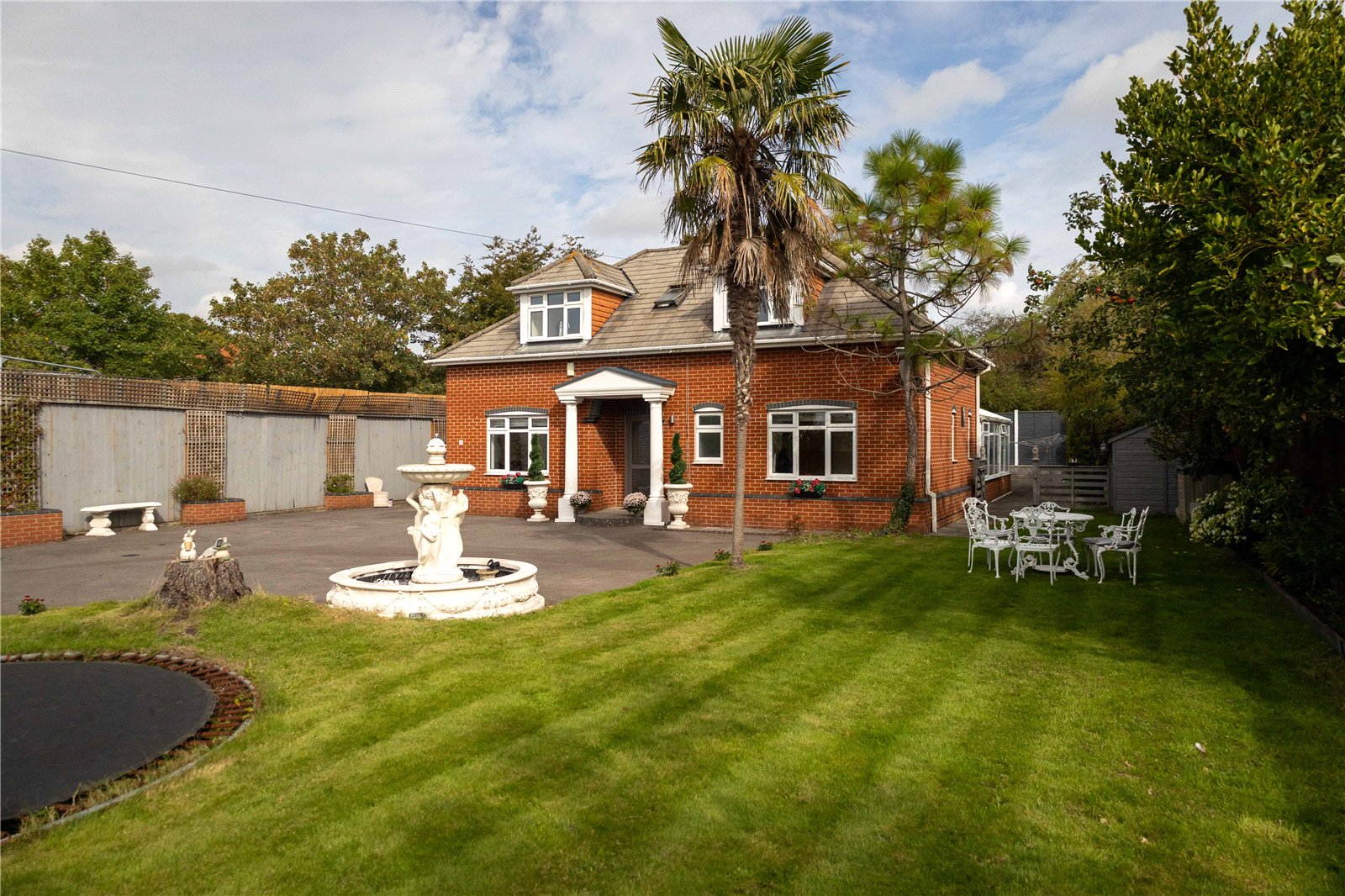 4 bed detached house for sale in Linthorpe Road, Poole, Dorset, BH15  - Property Image 1