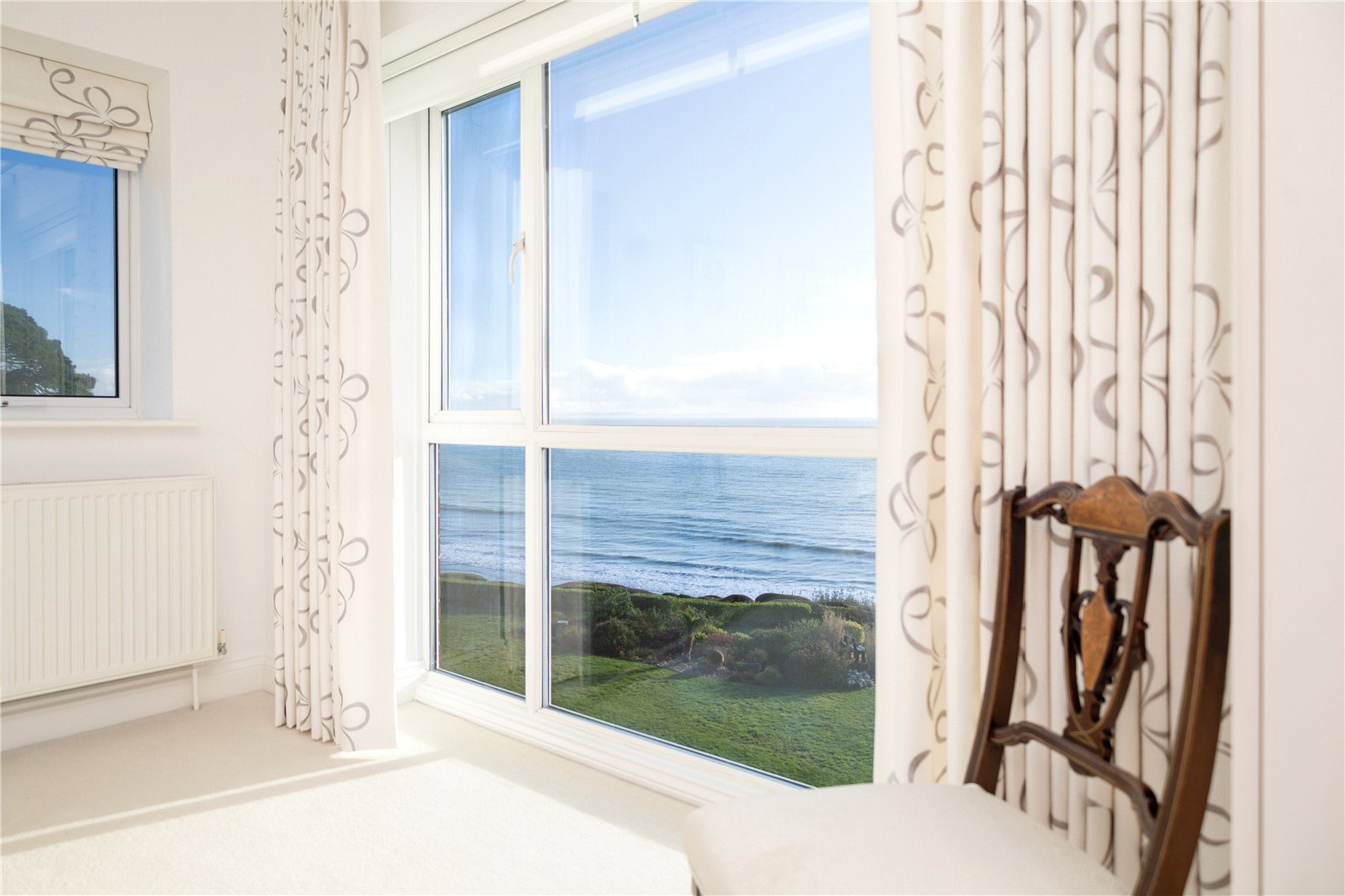 3 bed penthouse for sale in Chaddesley Glen, Canford Cliffs, BH13 4