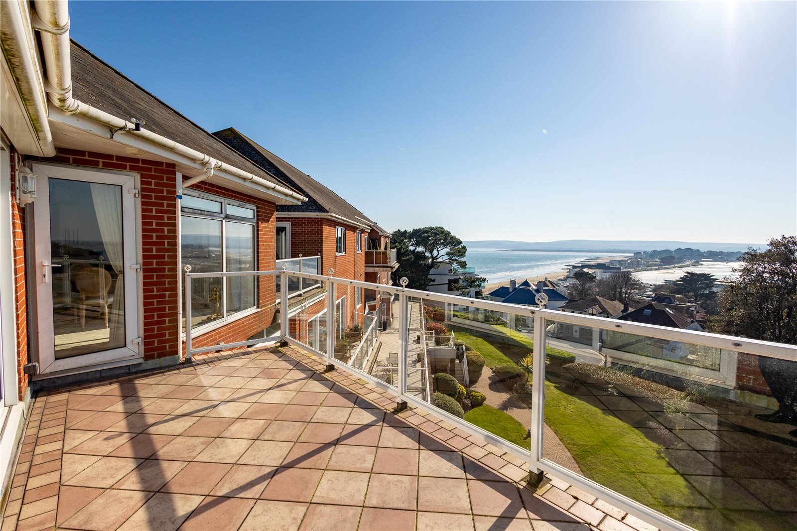 3 bed penthouse for sale in Chaddesley Glen, Canford Cliffs, BH13  - Property Image 1