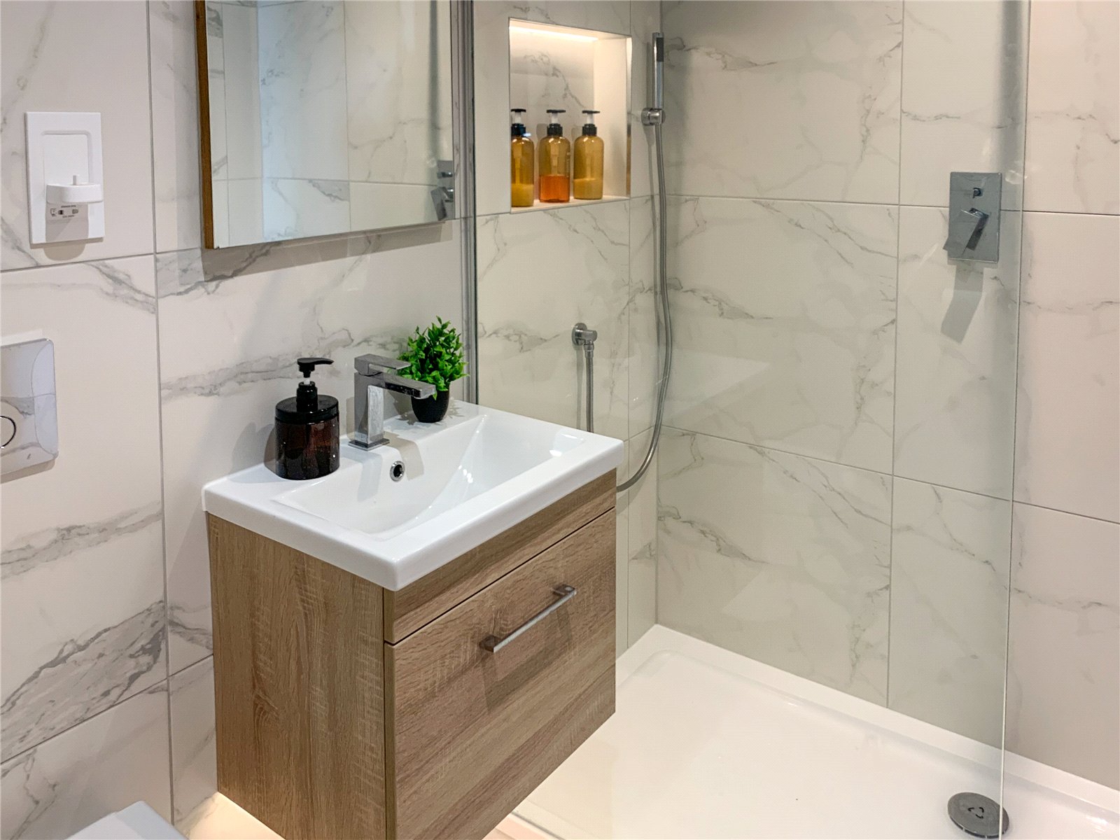 4 bed detached house for sale in The Horseshoe, Poole, BH13  - Property Image 14