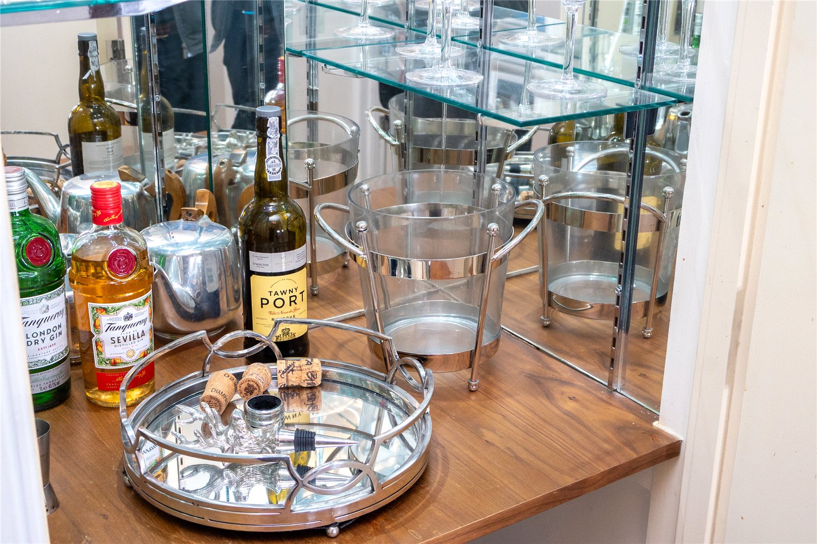 3 bed apartment for sale in Sandbanks Road, Poole, BH14  - Property Image 8