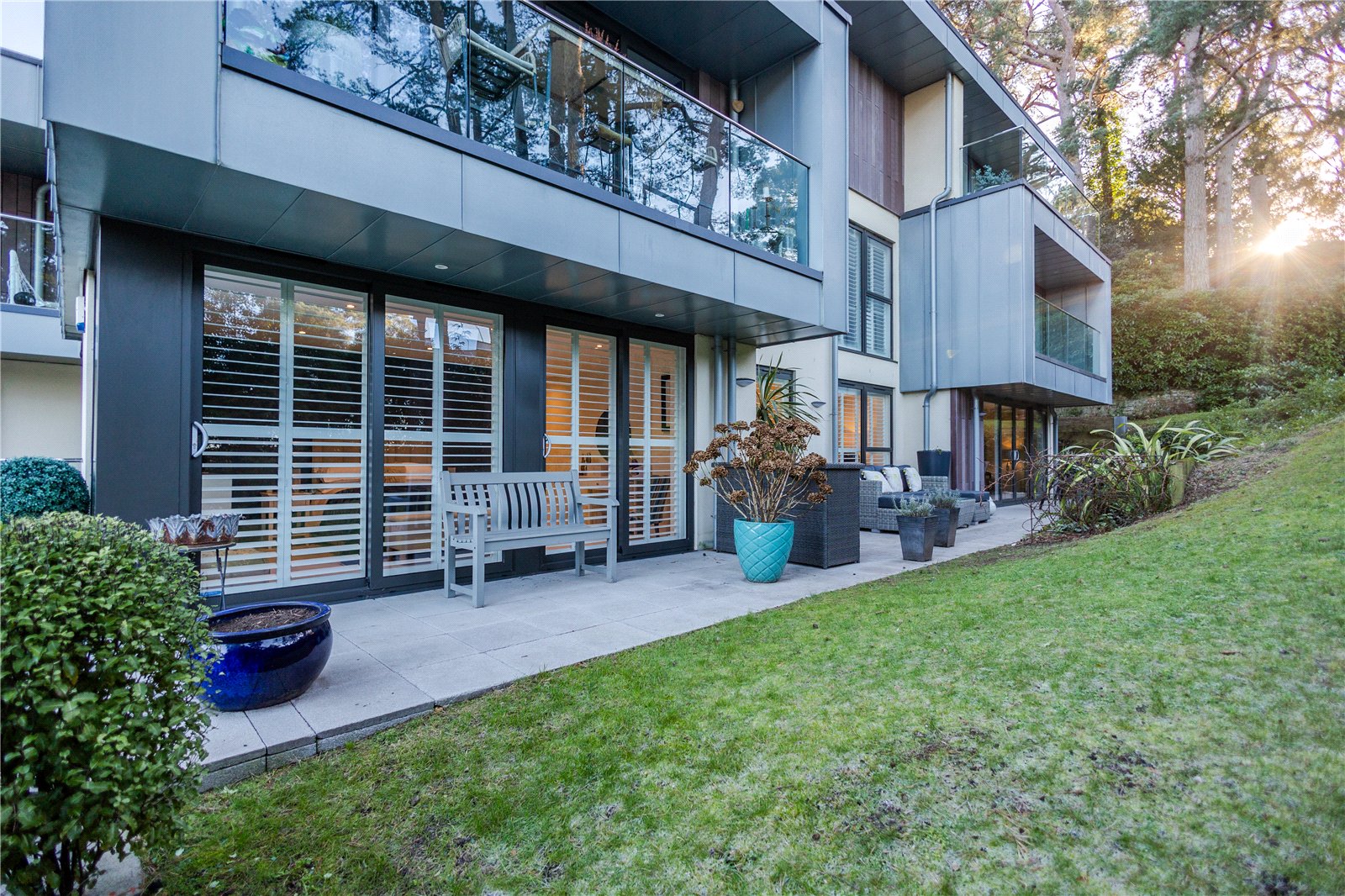 3 bed ground floor flat for sale in Lilliput Road, Poole, BH14  - Property Image 1