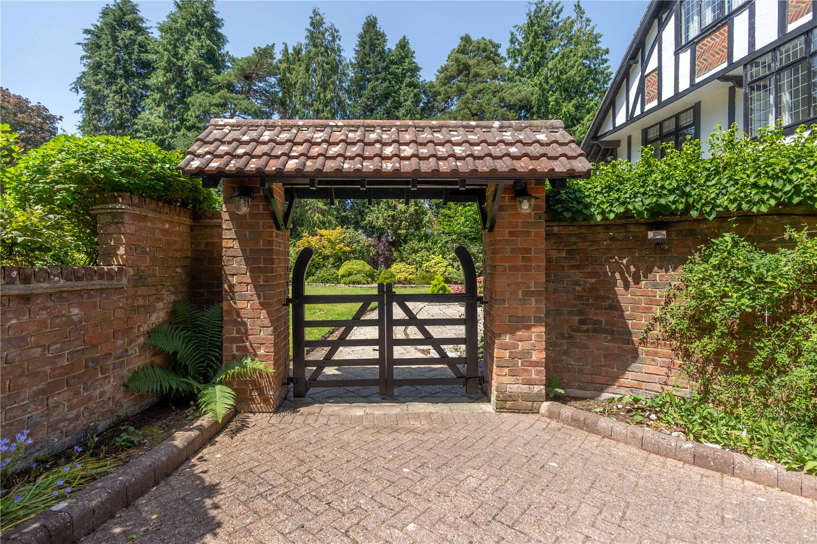 4 bed detached house for sale in Spencer Road, Poole, Dorset, BH13  - Property Image 25