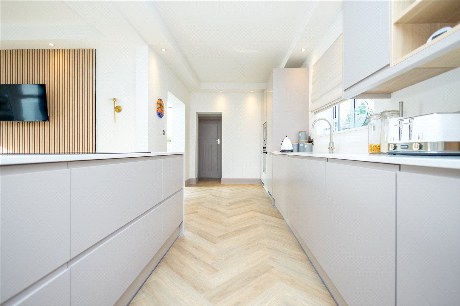 5 bed detached house for sale in Motcombe Road, Poole, BH13  - Property Image 6