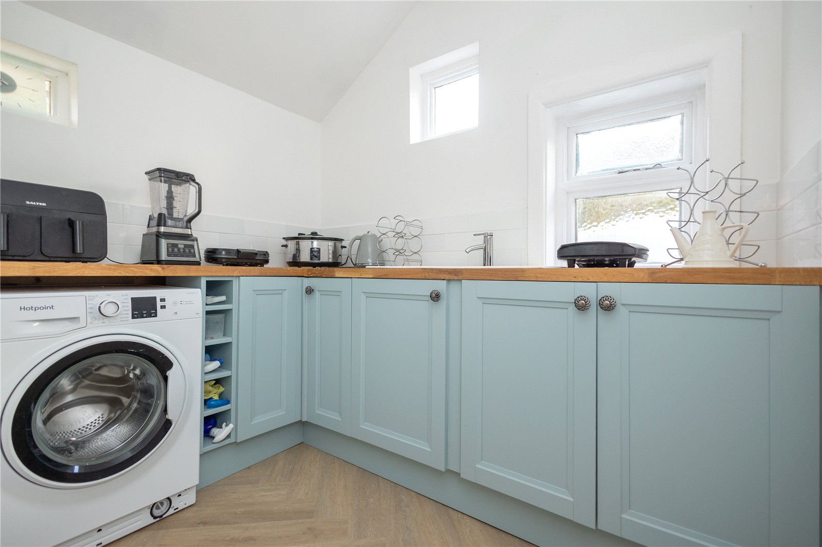 5 bed detached house for sale in Motcombe Road, Poole, BH13  - Property Image 20