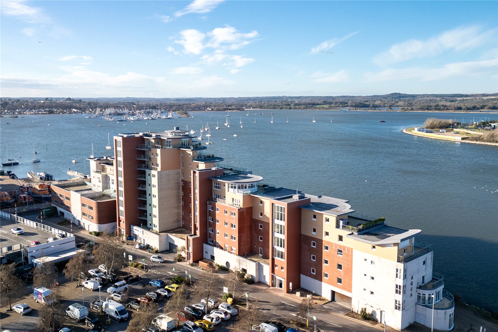 2 bed apartment for sale in Lifeboat Quay, Poole, BH15 - Property Image 1