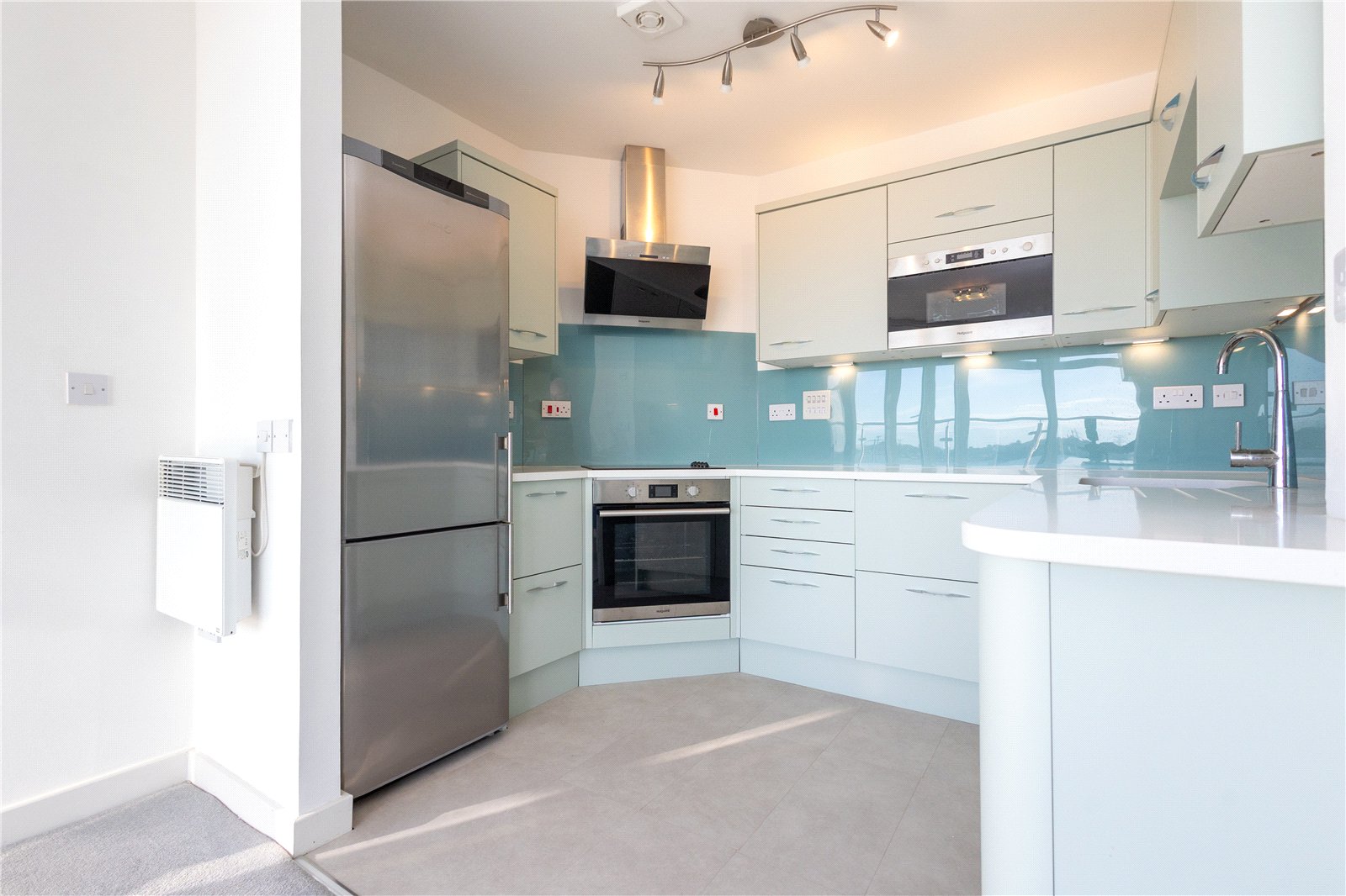 2 bed apartment for sale in Lifeboat Quay, Poole, BH15  - Property Image 7