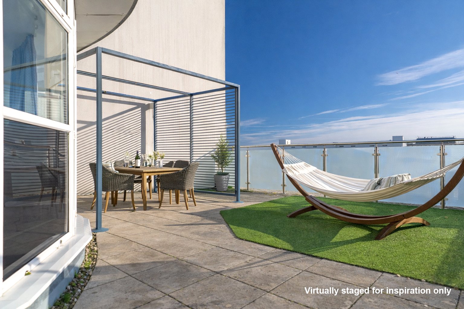 2 bed apartment for sale in Lifeboat Quay, Poole, BH15 2