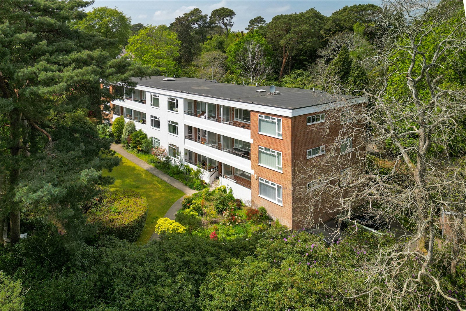 2 bed ground floor flat for sale in Beach Road, Branksome Park, BH13 0
