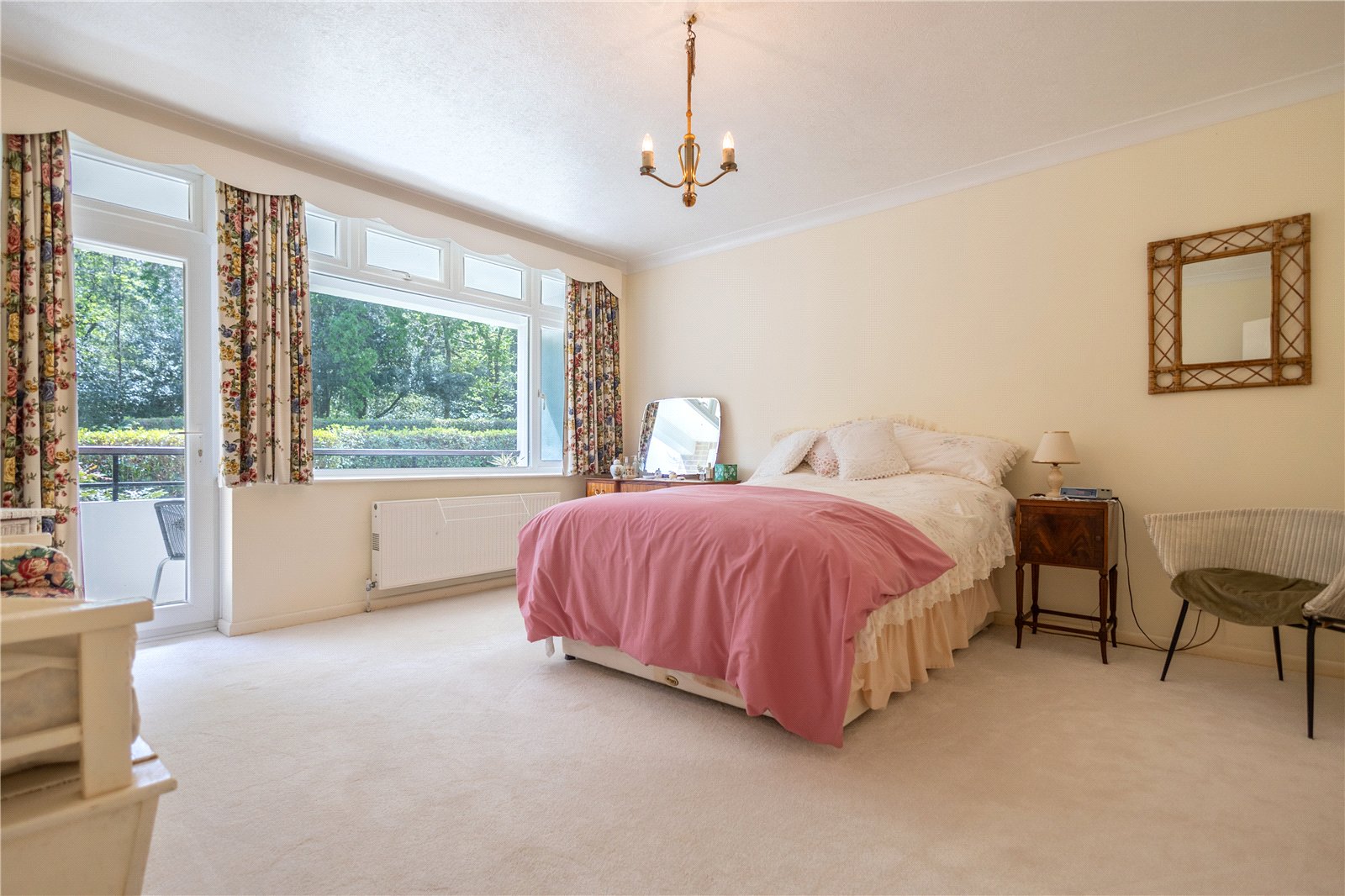 2 bed ground floor flat for sale in Beach Road, Branksome Park, BH13 12
