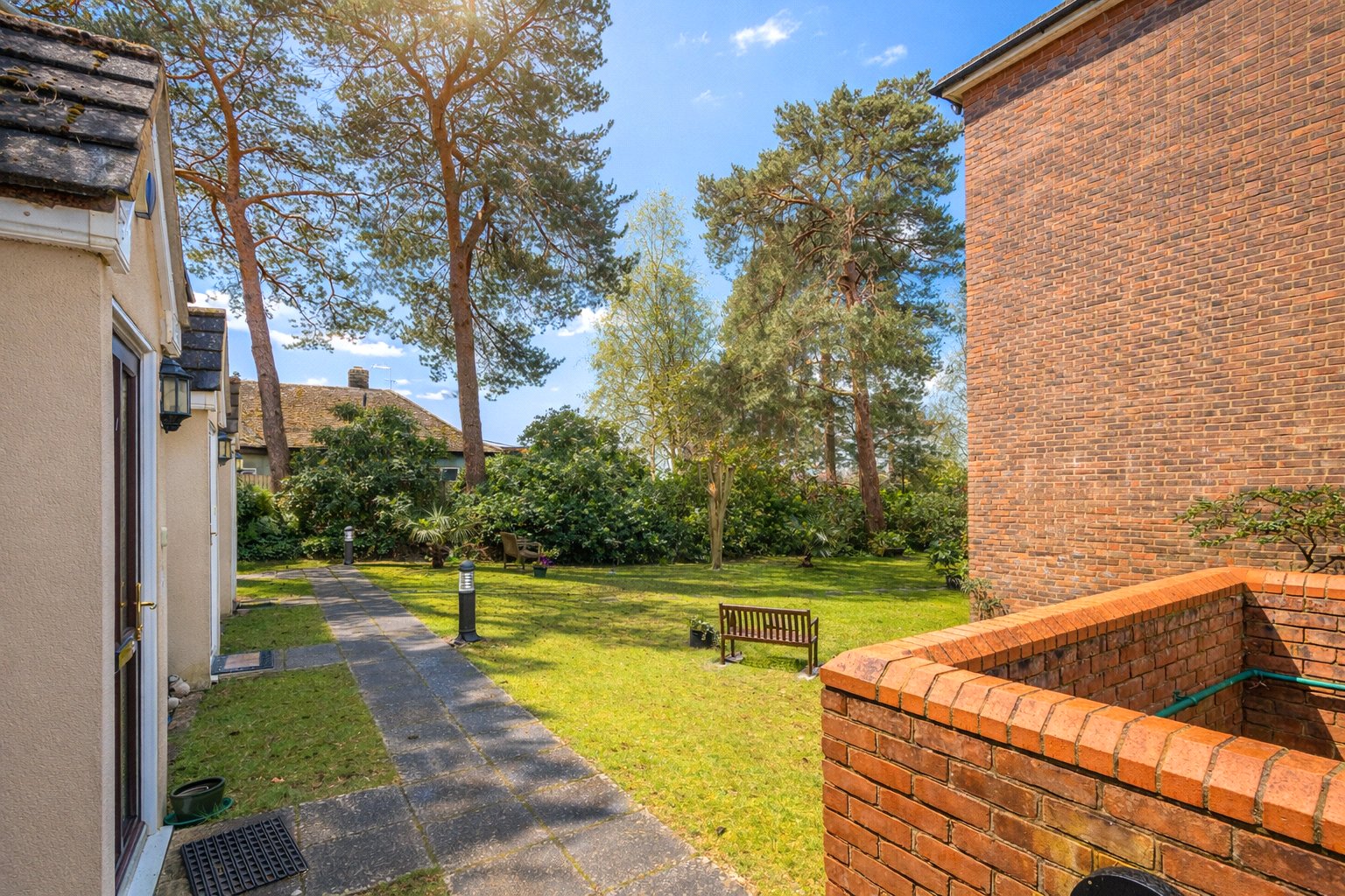 2 bed terraced house for sale in Marlow Drive, Christchurch, BH23 7