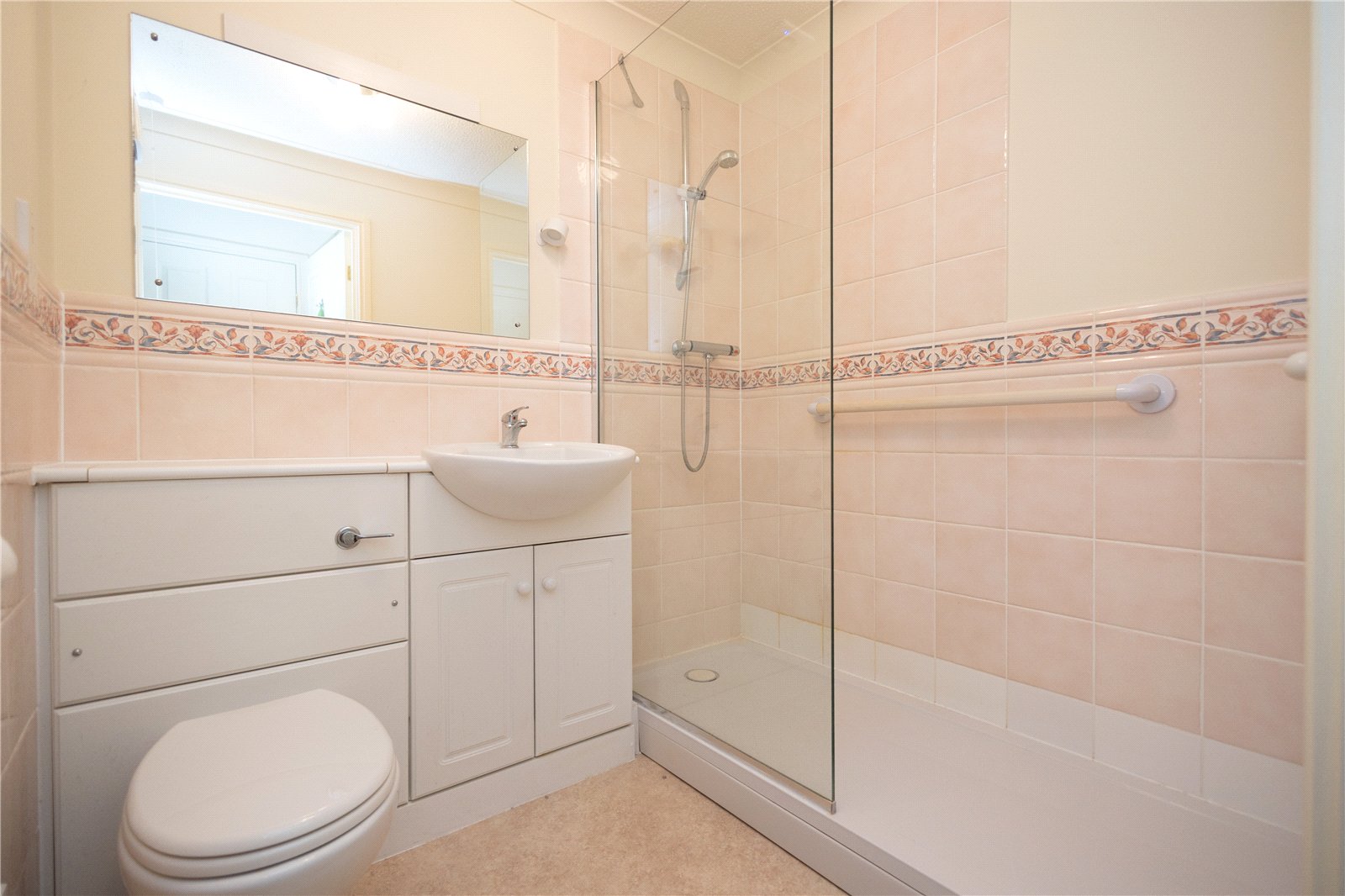 2 bed terraced house for sale in Marlow Drive, Christchurch, BH23  - Property Image 11