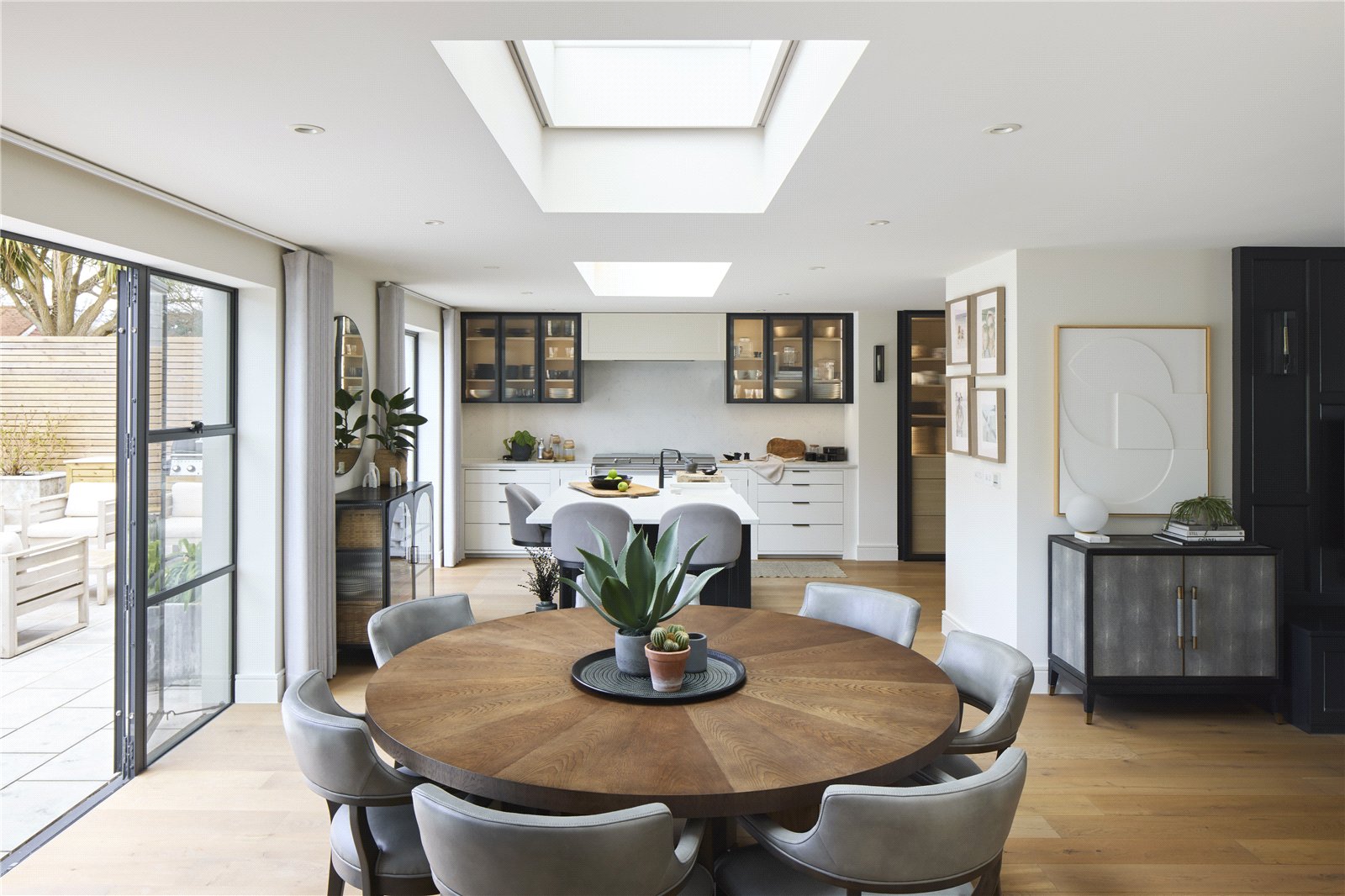 5 bed detached house for sale in Elms Avenue, Poole, BH14  - Property Image 5