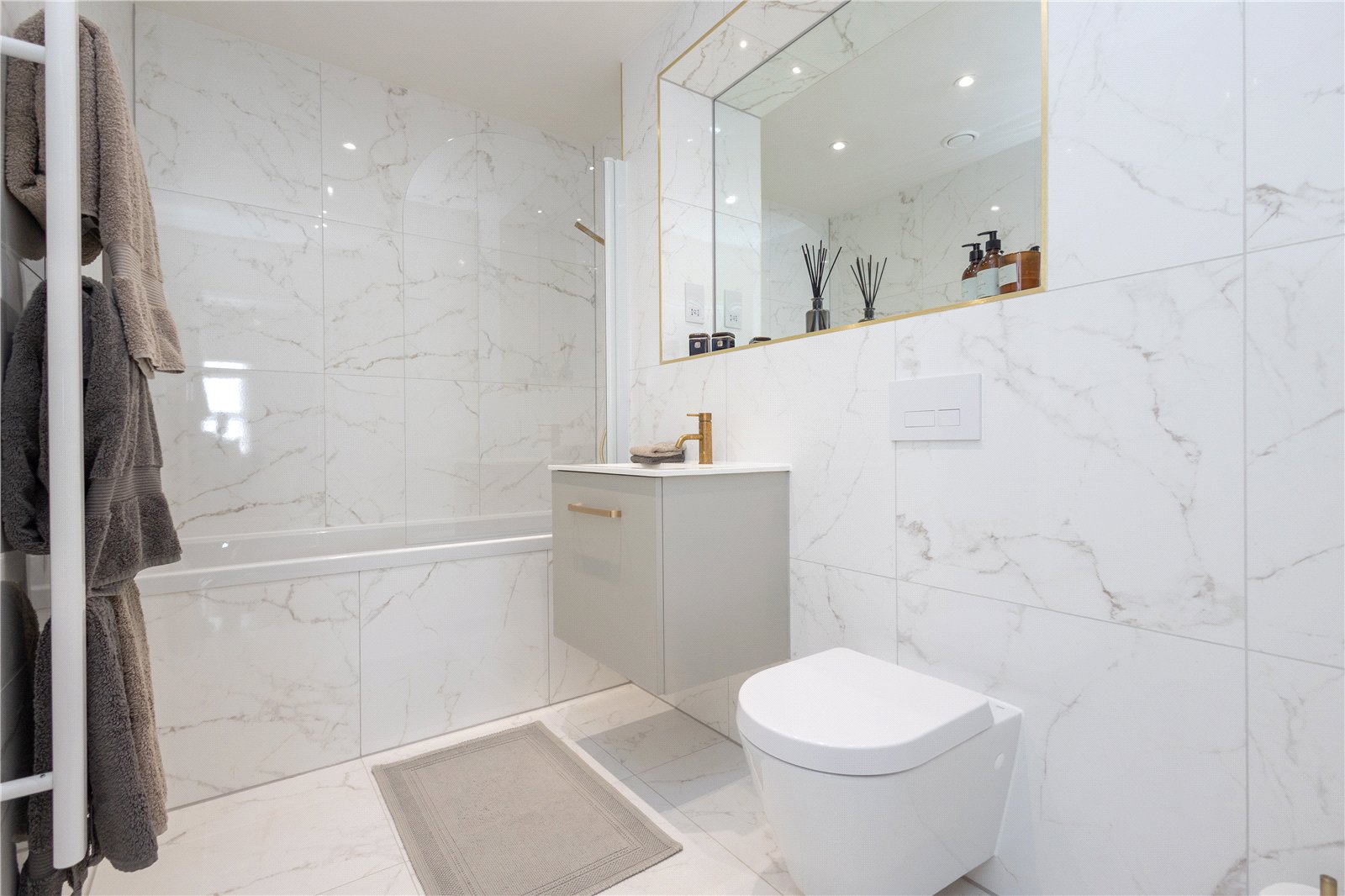 2 bed apartment for sale in Tower Road, Poole, BH13 19