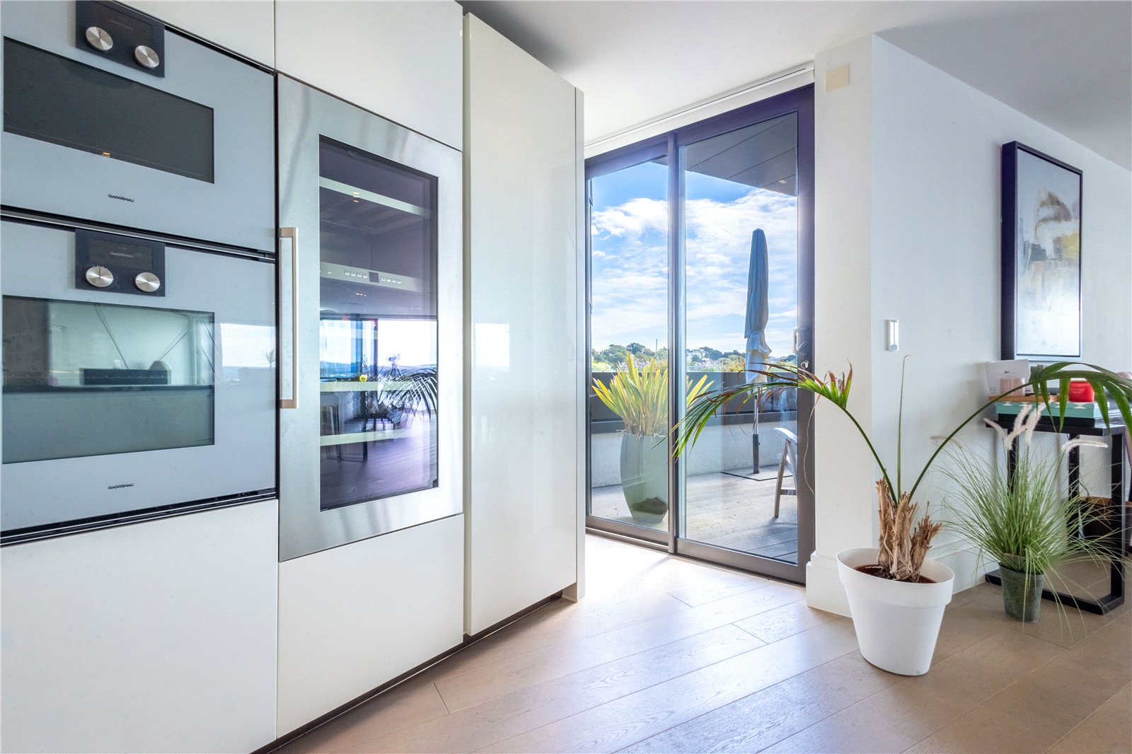 3 bed penthouse for sale in Shore Road, Sandbanks, Poole, Dorset, BH13  - Property Image 9