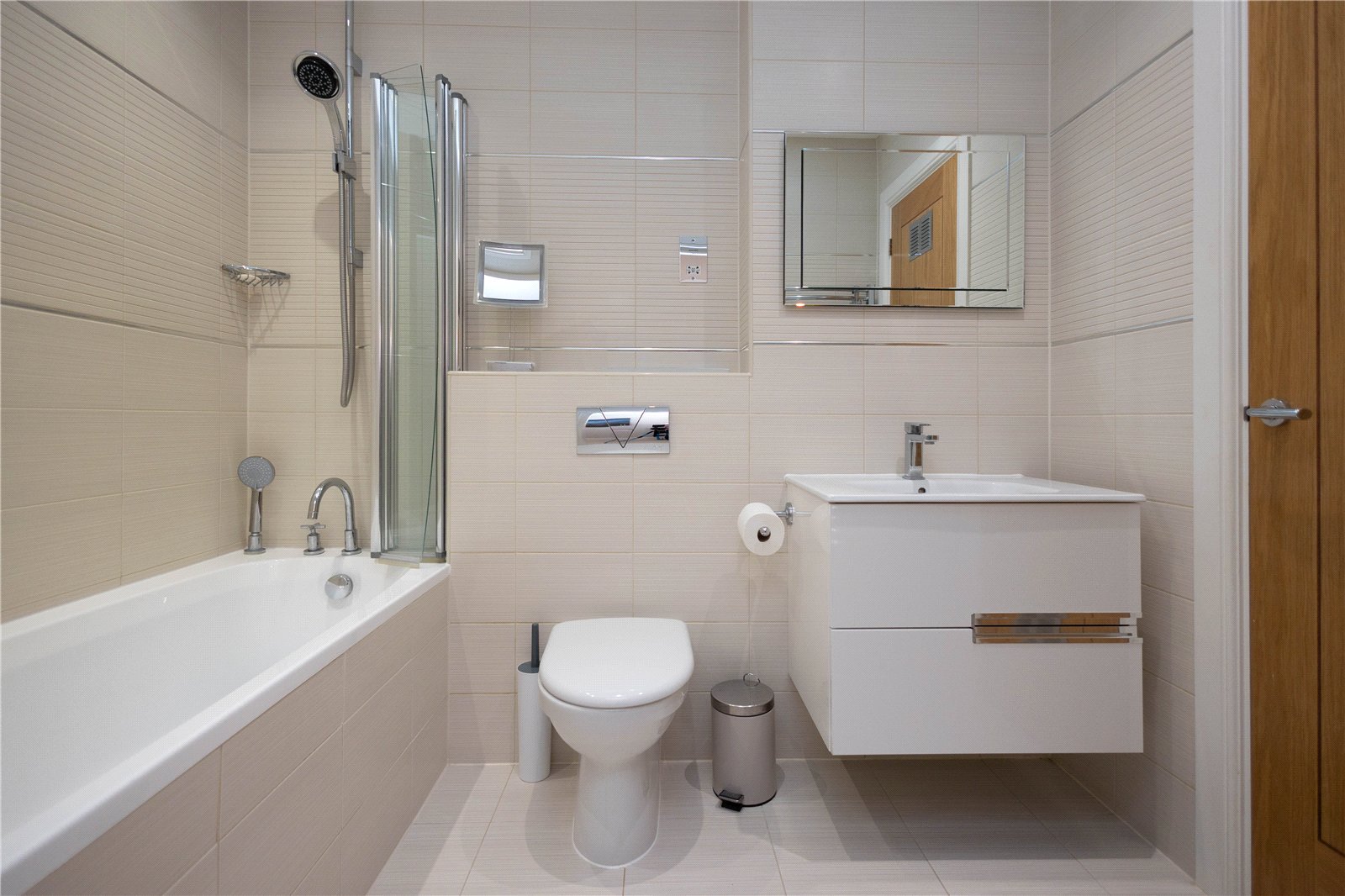 2 bed apartment for sale in Haven Road, Poole, BH13 17