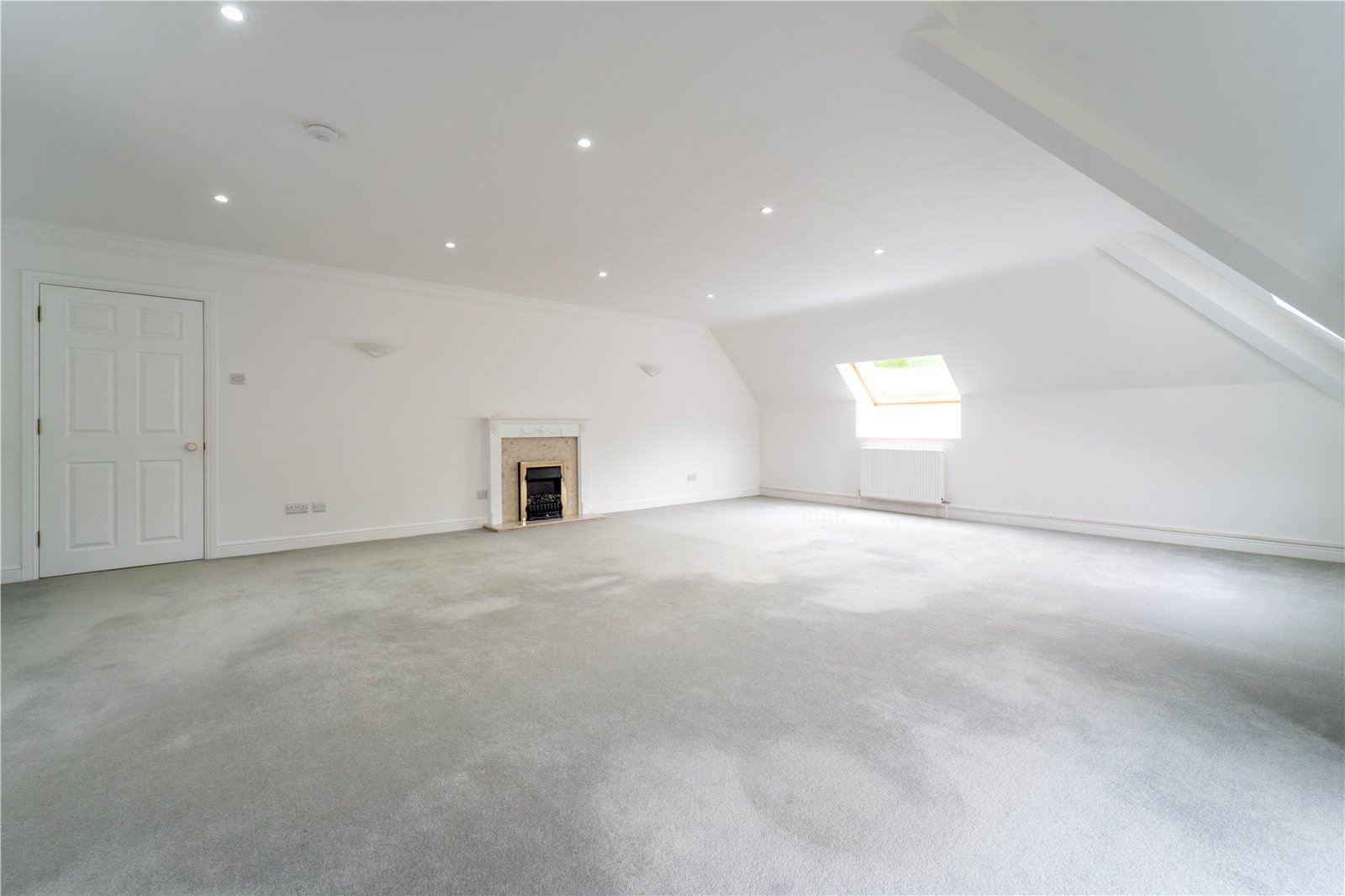 3 bed penthouse for sale in West Overcliff Drive, Bournemouth, BH4 7