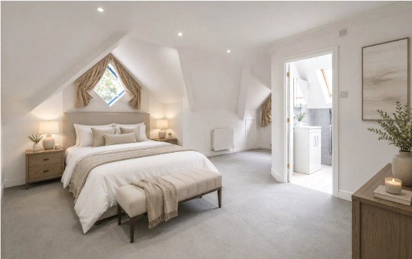 3 bed penthouse for sale in West Overcliff Drive, Bournemouth, BH4 10