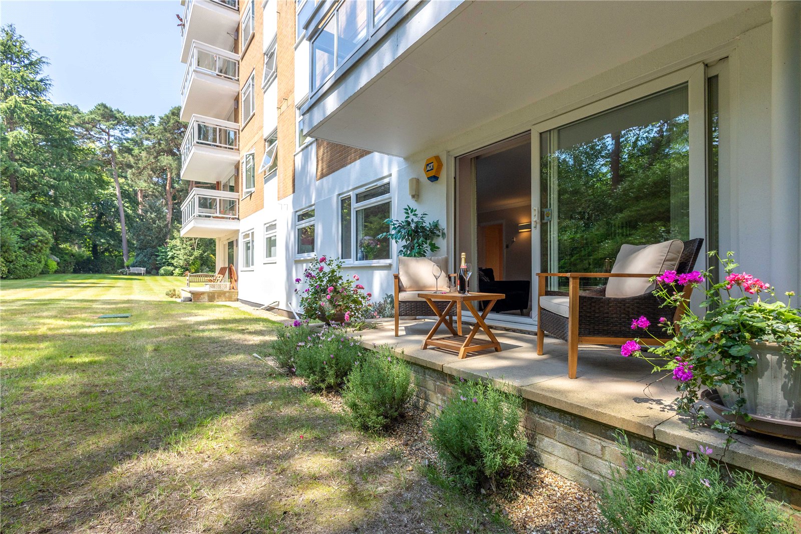 3 bed ground floor flat for sale in Western Road, Canford Cliffs, Poole, Dorset, BH13 20