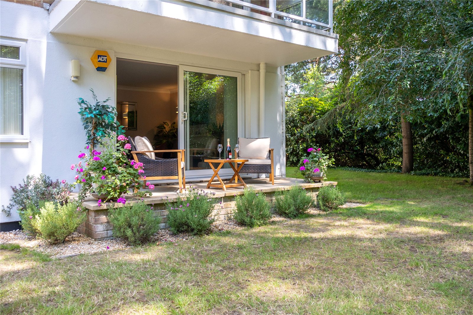 3 bed ground floor flat for sale in Western Road, Canford Cliffs, Poole, Dorset, BH13 24