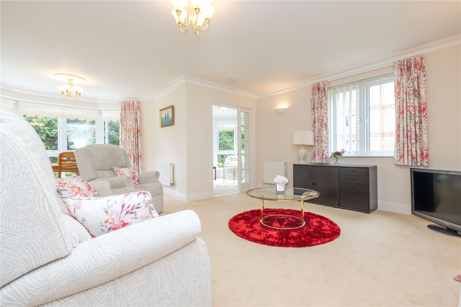 2 bed apartment for sale in The Avenue, Branksome Park, Poole, BH13  - Property Image 5