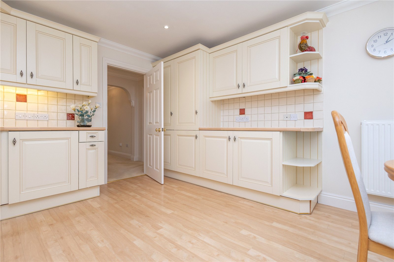 2 bed apartment for sale in The Avenue, Branksome Park, Poole, BH13  - Property Image 4