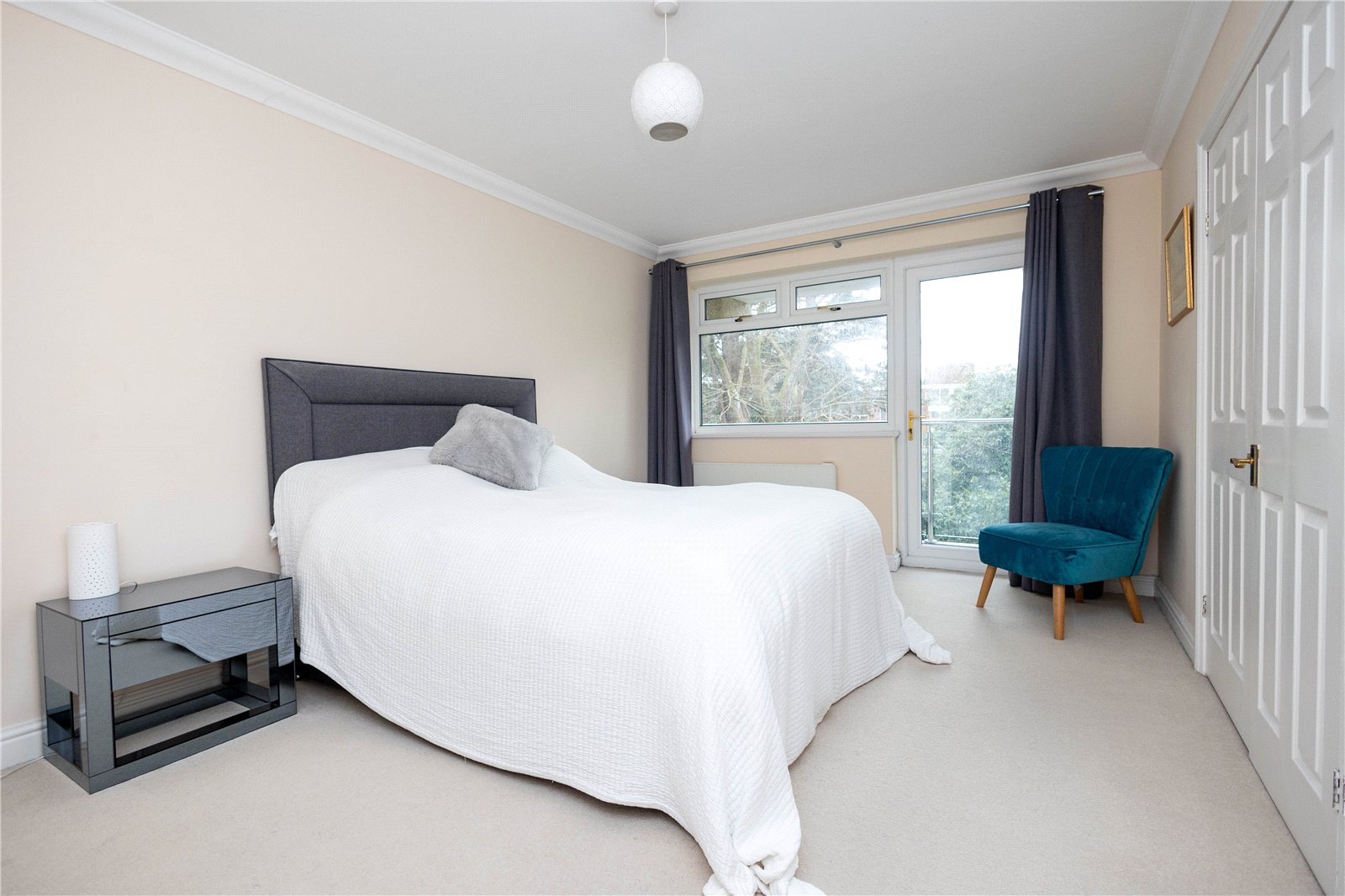 3 bed apartment for sale in Western Road, Canford Cliffs, Poole, Dorset, BH13  - Property Image 8