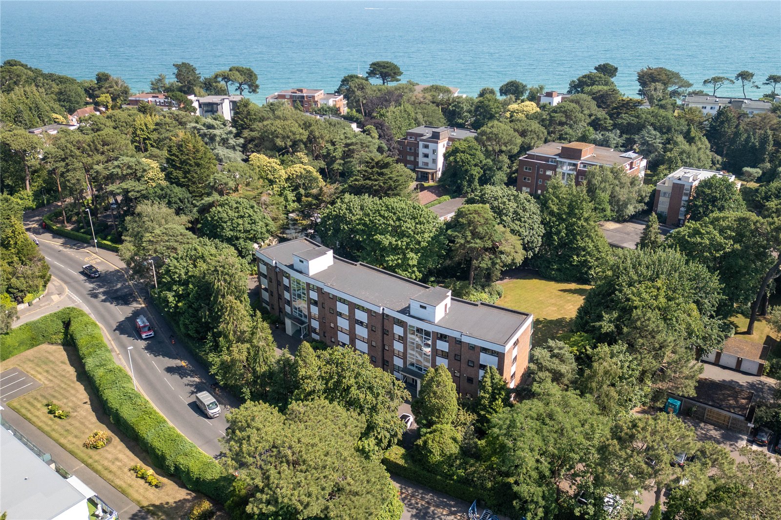 3 bed apartment for sale in Western Road, Canford Cliffs, Poole, Dorset, BH13  - Property Image 12