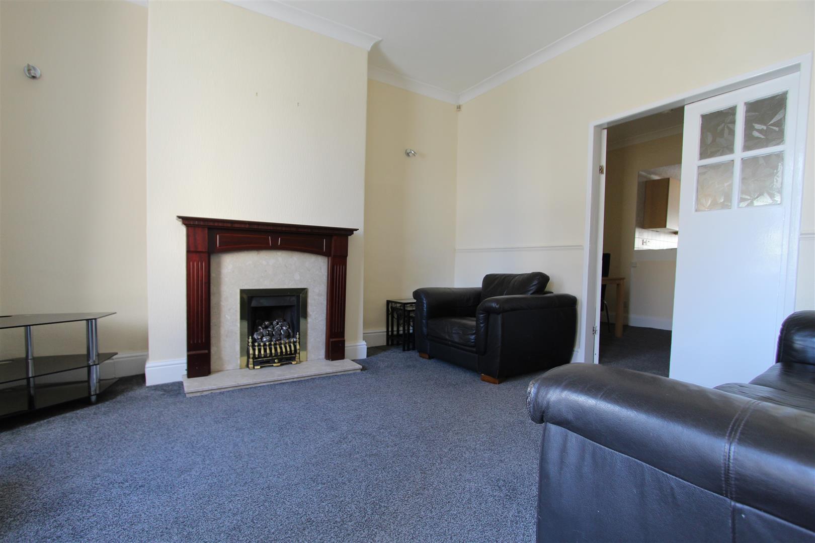 2 bed house to rent in Oak Street, Burnley  - Property Image 2