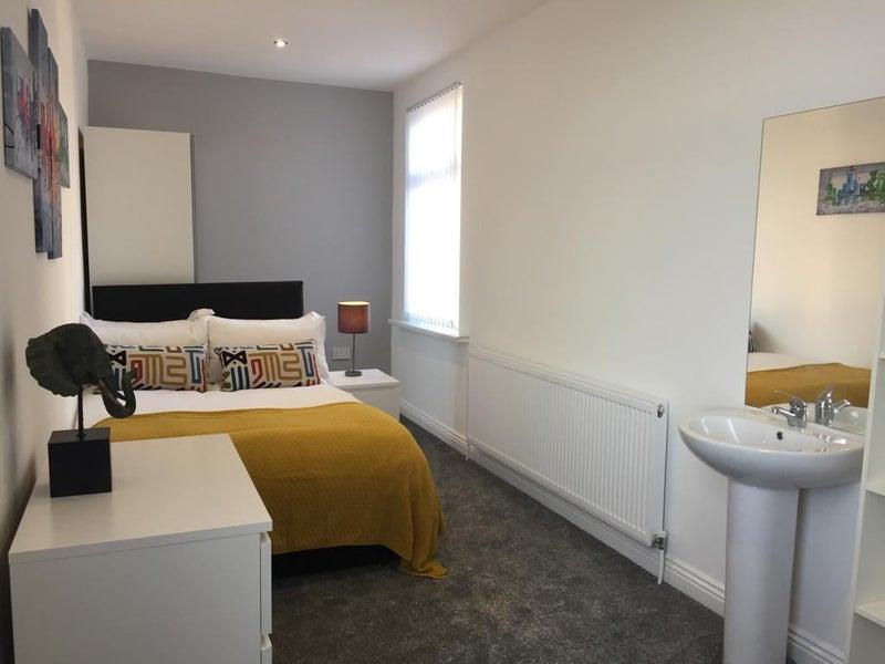 1 bed house share to rent in Ivan Street, Burnley 6