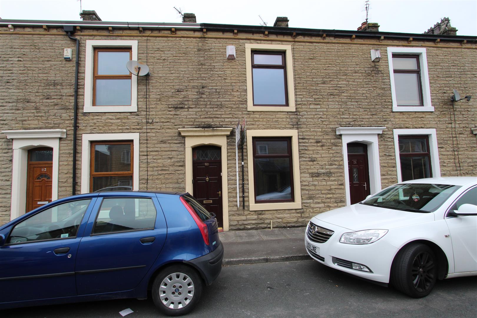 2 bed house to rent in Brook Street, Blackburn, BB1 