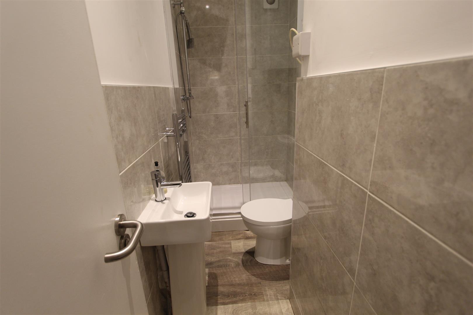 1 bed house share to rent in Every Street, Burnley 4