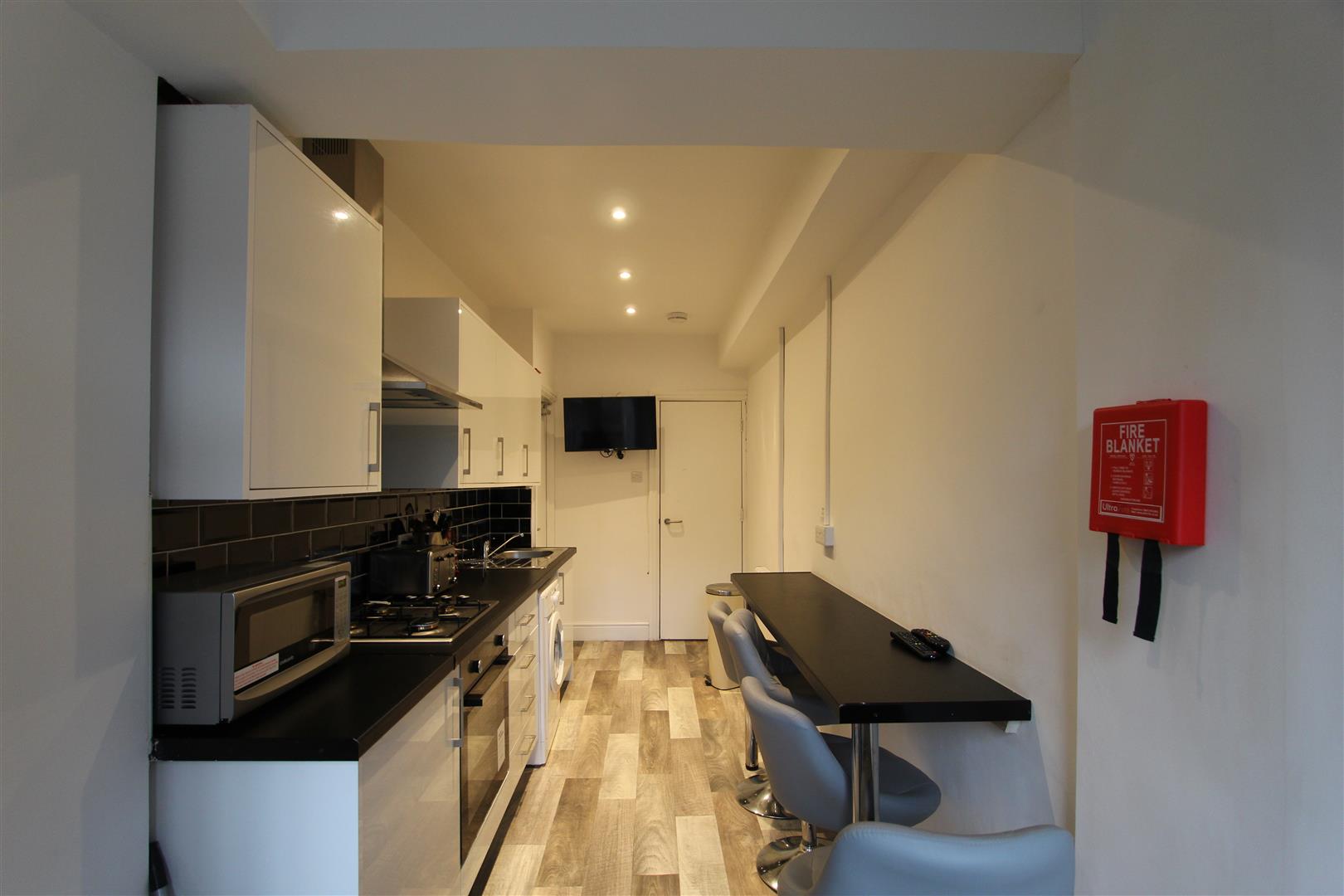 1 bed house share to rent in Every Street, Burnley  - Property Image 3