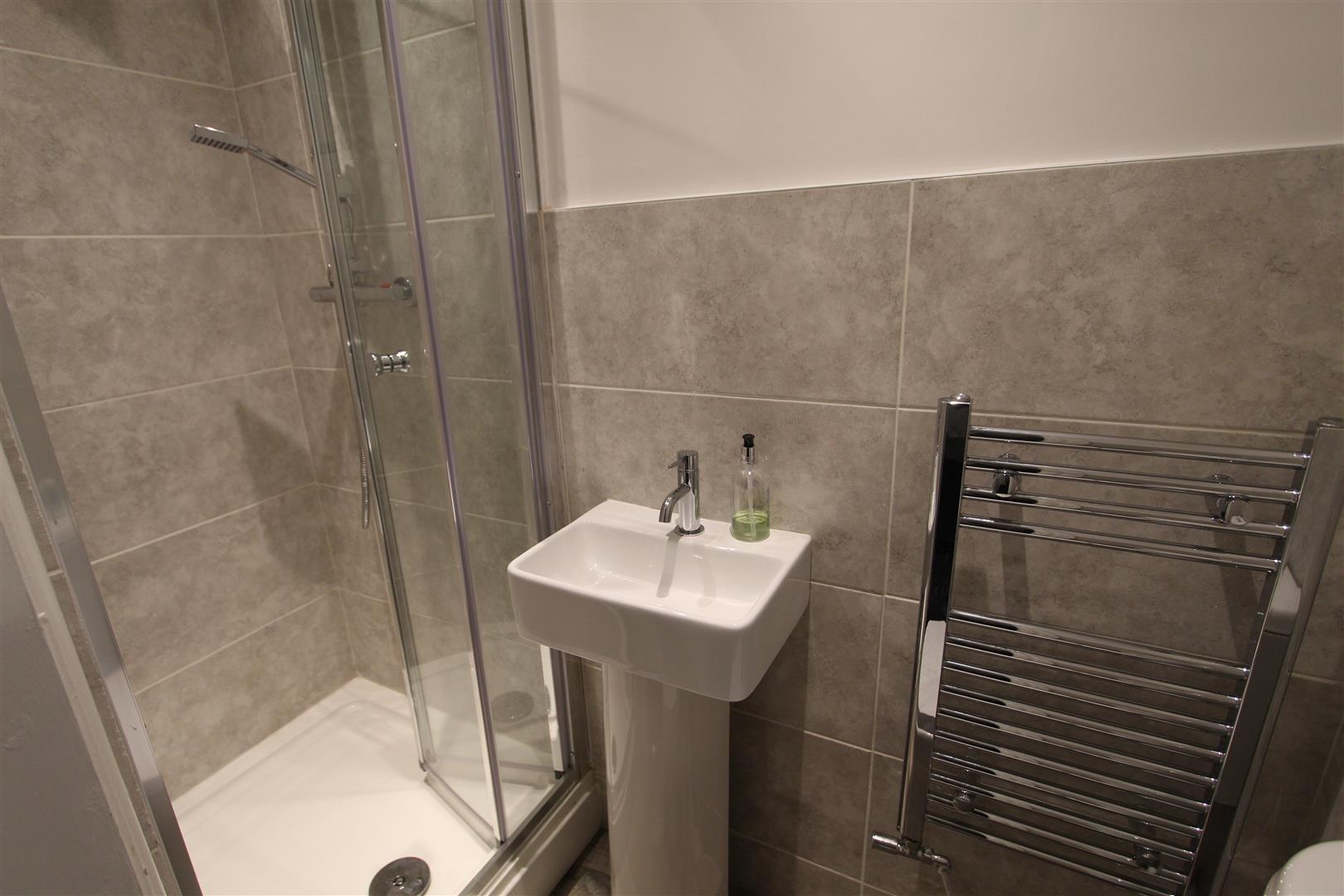 1 bed house share to rent in Every Street, Burnley  - Property Image 3