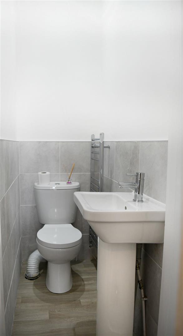 1 bed house share to rent in Woodbine Road, Burnley 9