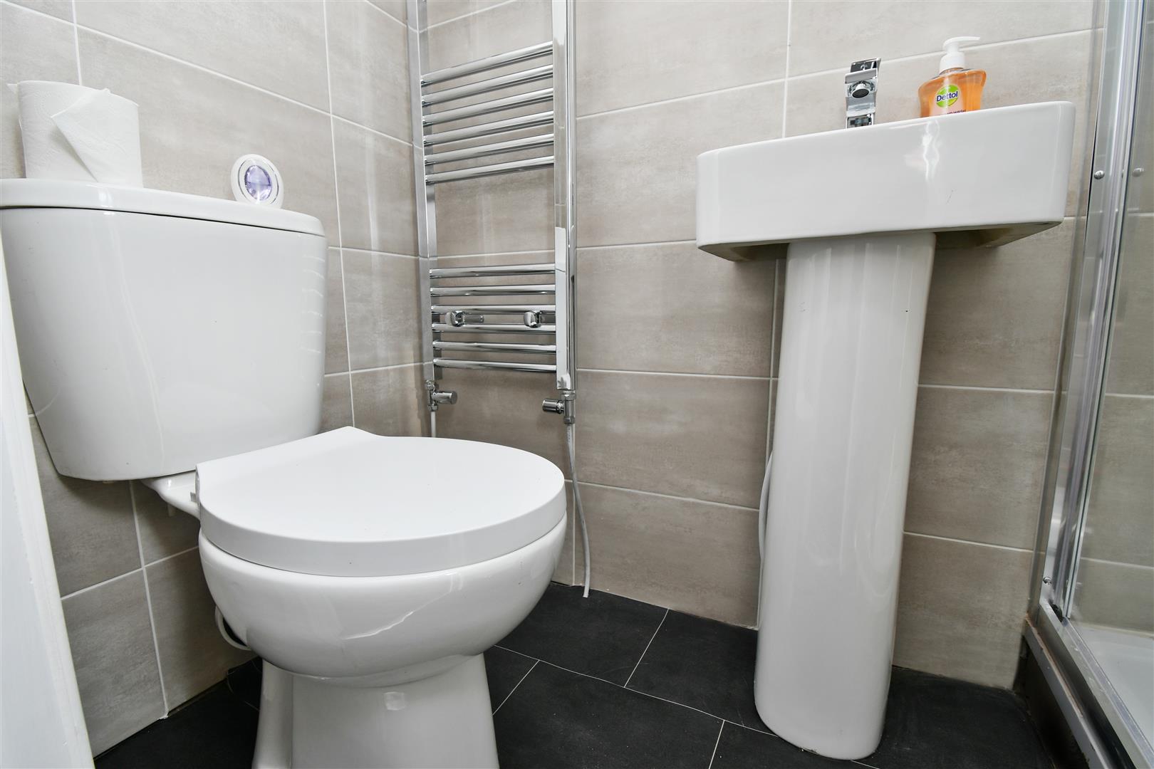 1 bed house share to rent in Hart Street, Burnley 10