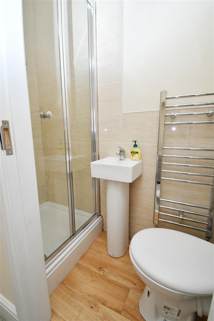 1 bed house to rent in Prestwich Street, Burnley 2