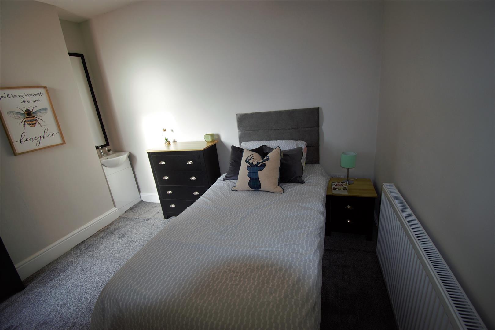 1 bed house share to rent in Bulcock Street, Burnley 10